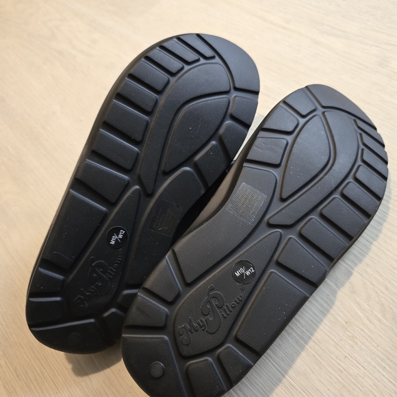 MyPillow Thong Sandals Mens 10 Black Super Soft Foam Impact Absorbant Durable - Picture 4 of 4